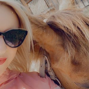 Meet your Posher, Kassi